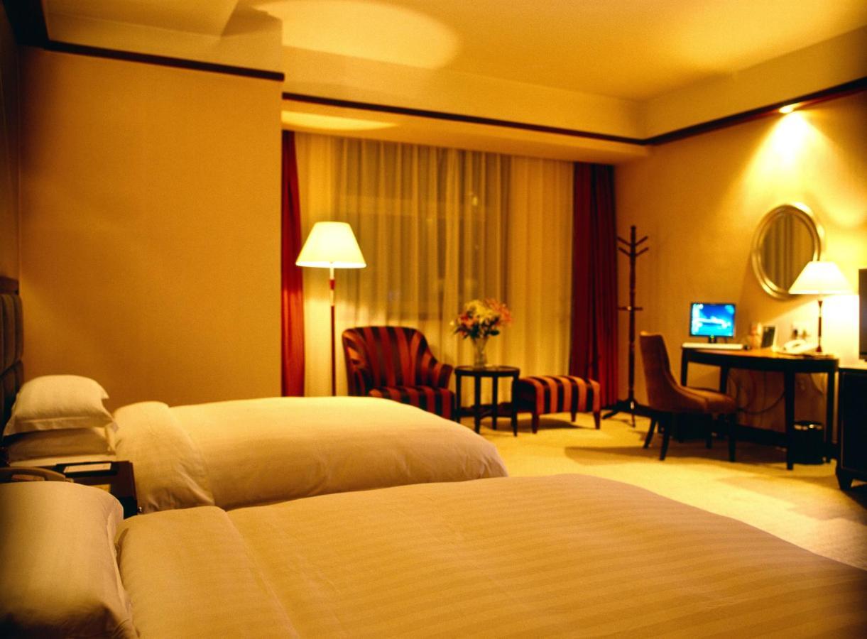Royal International Hotel Urumqi Værelse billede