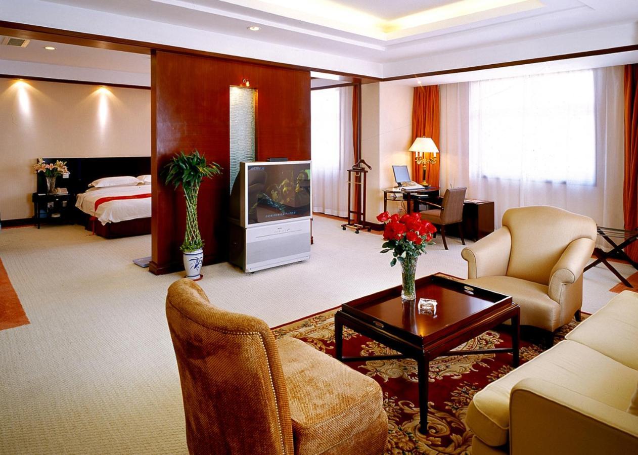 Royal International Hotel Urumqi Værelse billede